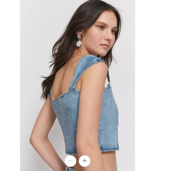 NWT Lioness Papa Don't Preach Denim Zip Crop Top Tank Women's Medium Light Wash - Picture 3 of 15